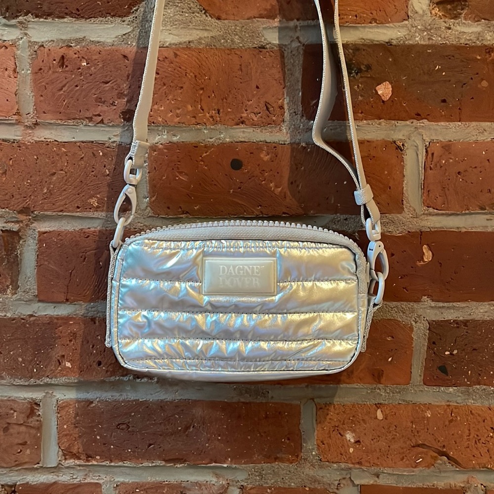 Dagne Dover Silver puff Mara sling